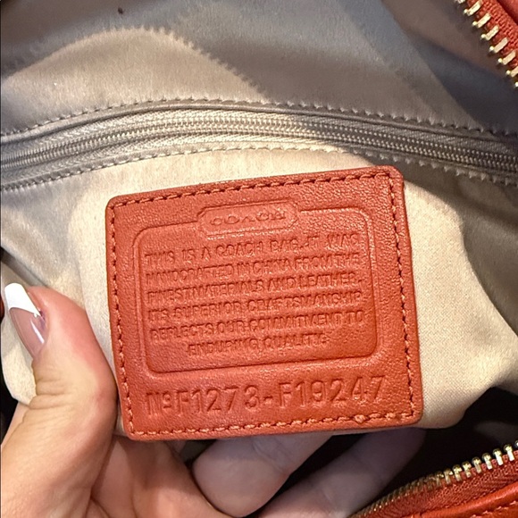 Coach Vibrant Orange Satchel Leather designer tote purse handbag hang tag - Picture 9 of 10